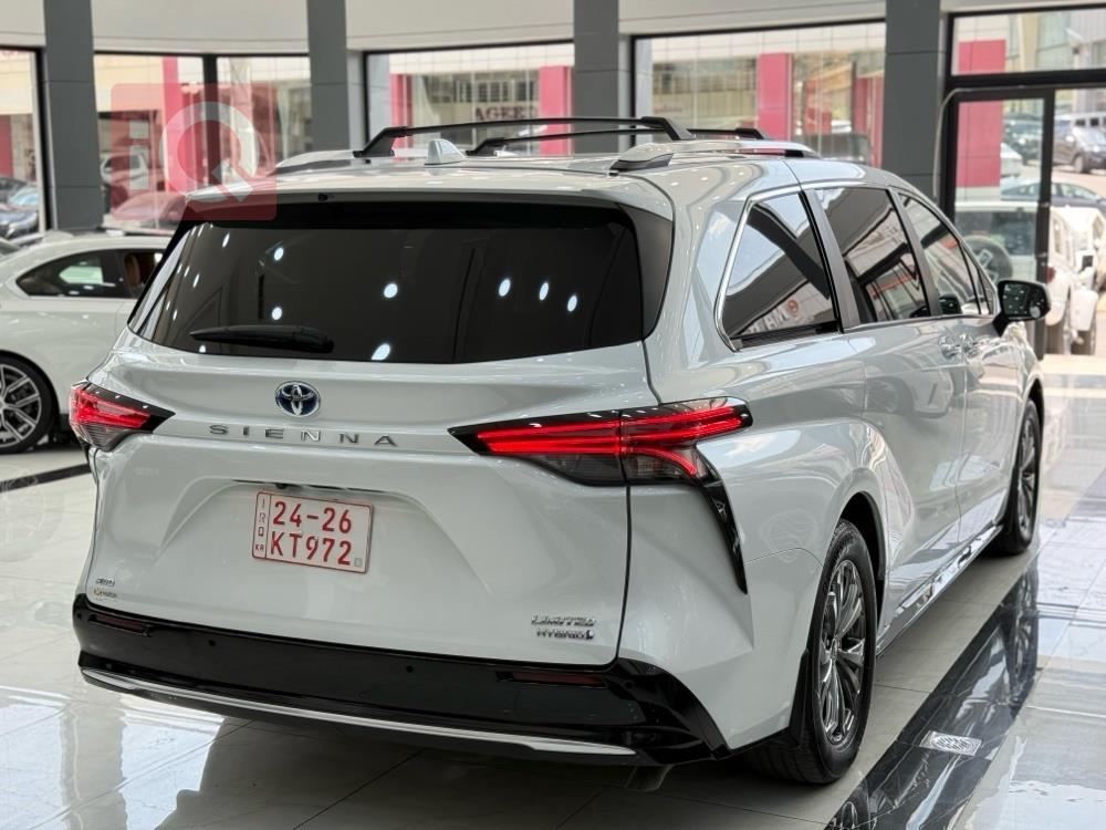 Toyota Sienna